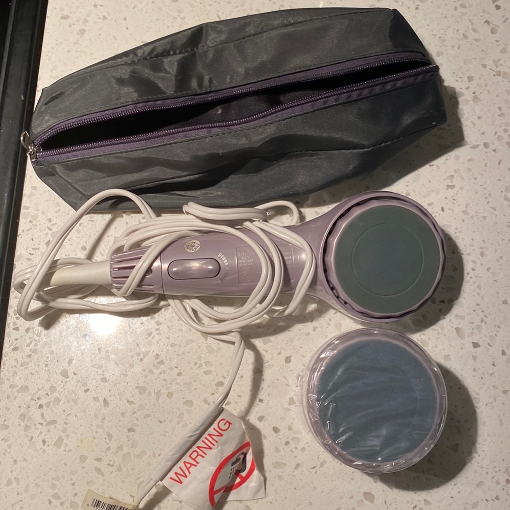 Conair hair removal device